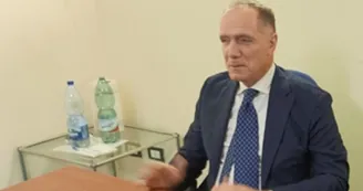 Torre del Greco, Mennella e Sorrentino agli studenti: «La scuola è il tesoro più prezioso della città»