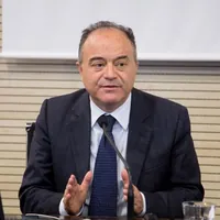 Torre Annunziata, il procuratore Nicola Gratteri incontra gli studenti: «Costruiamo insieme la legalità»