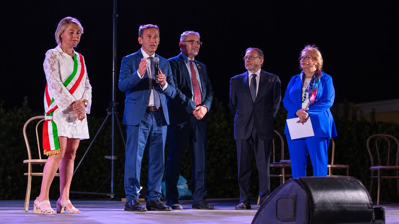 Torre del Greco, Premio “La Ginestra”: Villa delle Ginestre torna ad ascoltare Leopardi