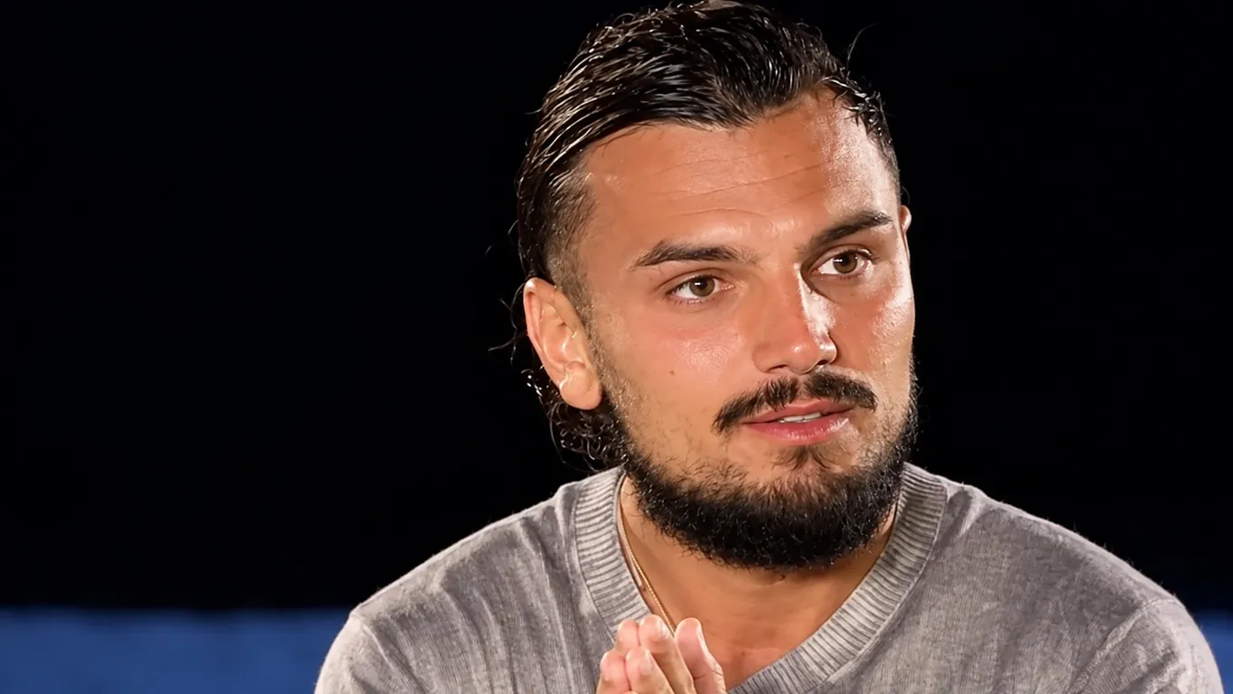 Temptation Island, Giovanni Grazioso vuota il sacco: «Questa estate ho frequentato e avuto intimità con altre ragazze»