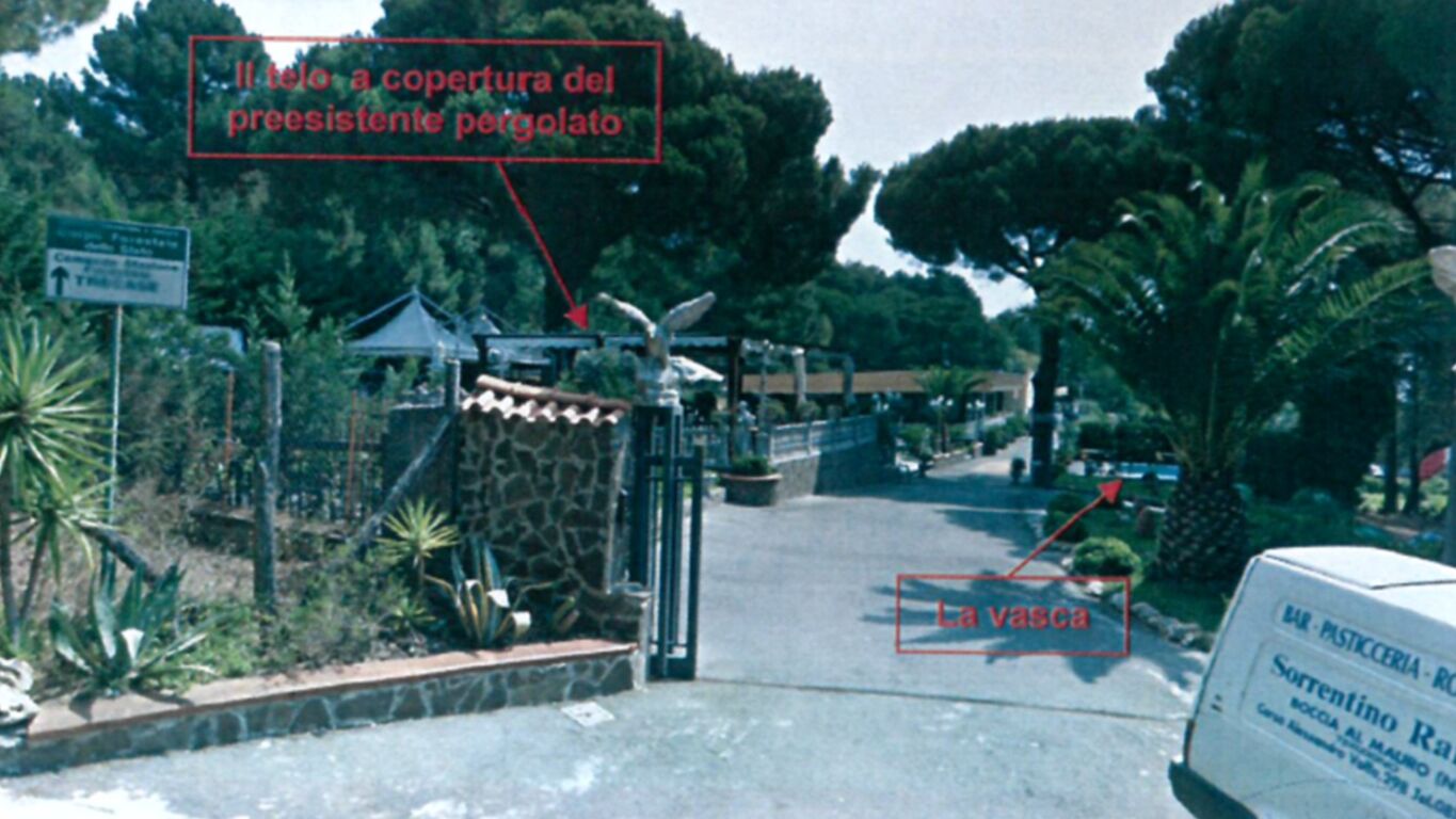 Boscotrecase, demolite opere abusive nell'ex ristorante “Paraviso al Vesuvio”