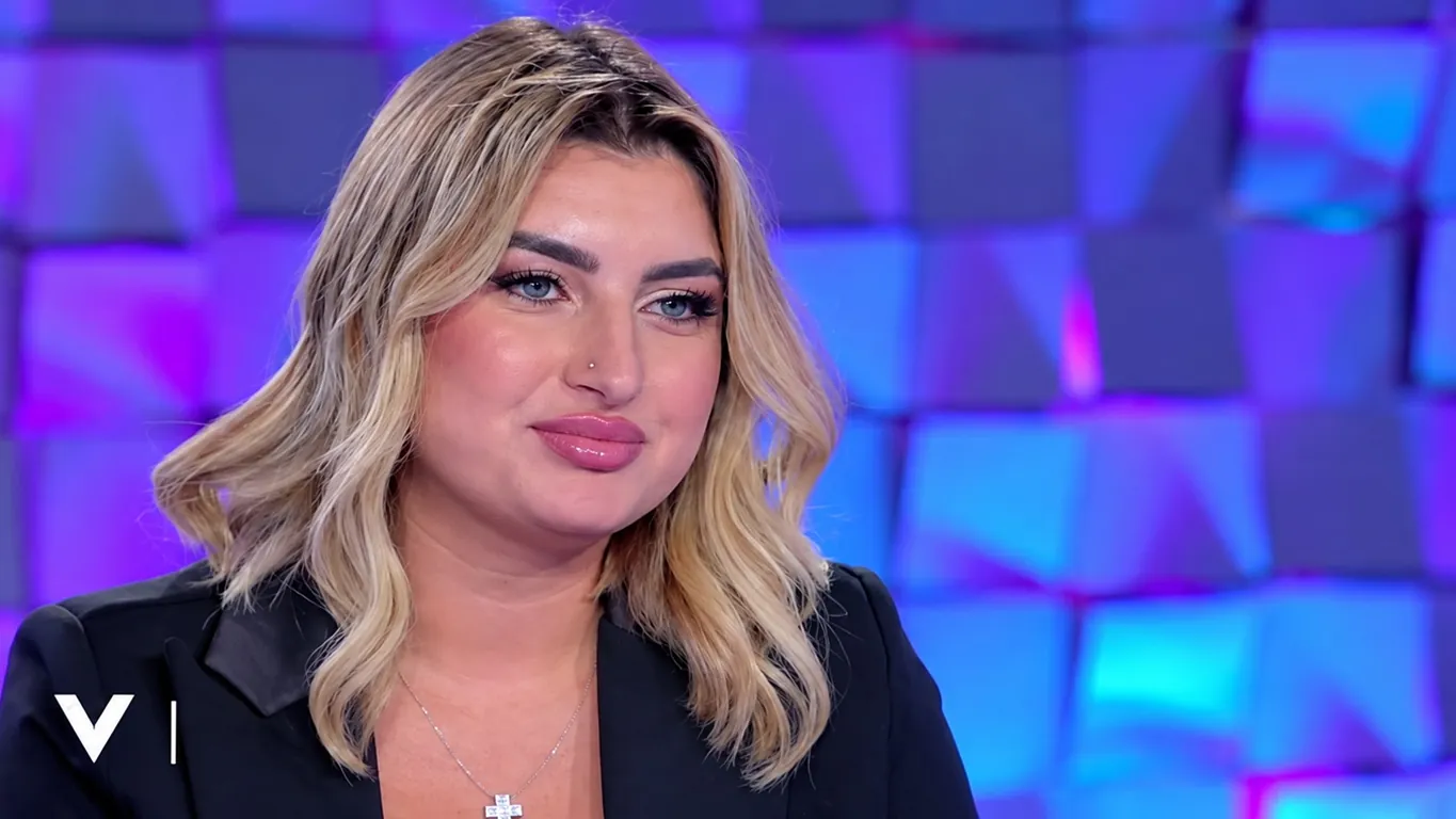 Sabrina Soussi a Verissimo, le lacrime per Giovanni: «Mi manca, ma è finita»