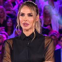 GF Vip, ascolti in calo nella seconda puntata: nuovi ingressi, tensioni e primi flirt