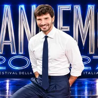 Sanremo 2027, De Martino rivoluziona il Festival: 24 Big, nuova gara per l'Eurovision e stretta sull'IA