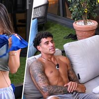 GF Vip, Piera si sfila il costume davanti a Roncaccia e Varsi. Sui social è bufera: «E il rispetto per il fidanzato?»