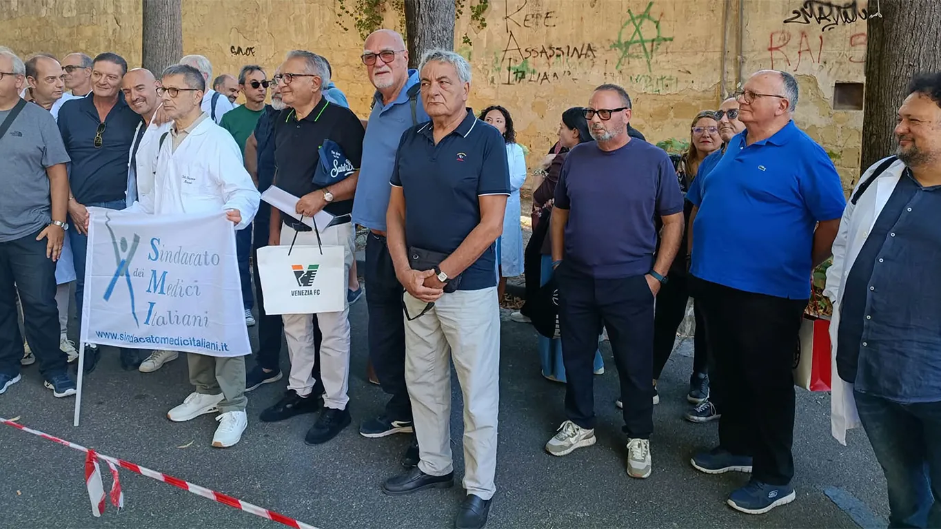 Campania, boom di adesioni al Sindacato Medici Italiani: 200 nuovi iscritti in meno di nove mesi