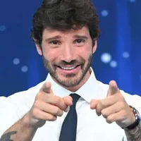 Buon Compleanno a Stefano De Martino, il 'golden boy' Rai spegne 37 candeline