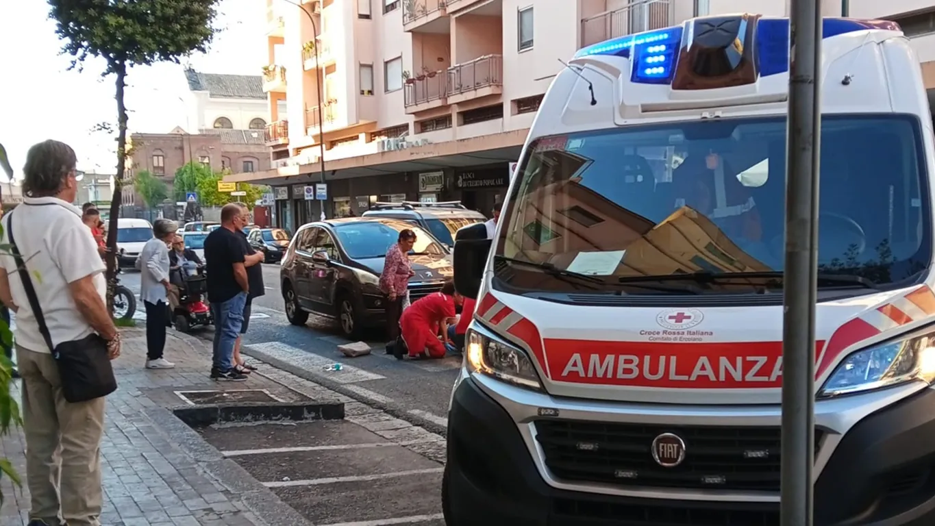 Torre del Greco, donna investita sulle strisce in via Nazionale: è il secondo incidente in quattro giorni