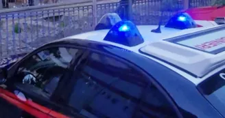 Gragnano, droga nello scooter e in casa: arrestato un 20enne, denunciato il fratello 16enne