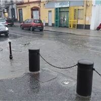 Torre del Greco, via Nazionale sommersa dall'acqua: allagamenti e proteste davanti a Villa Macrina