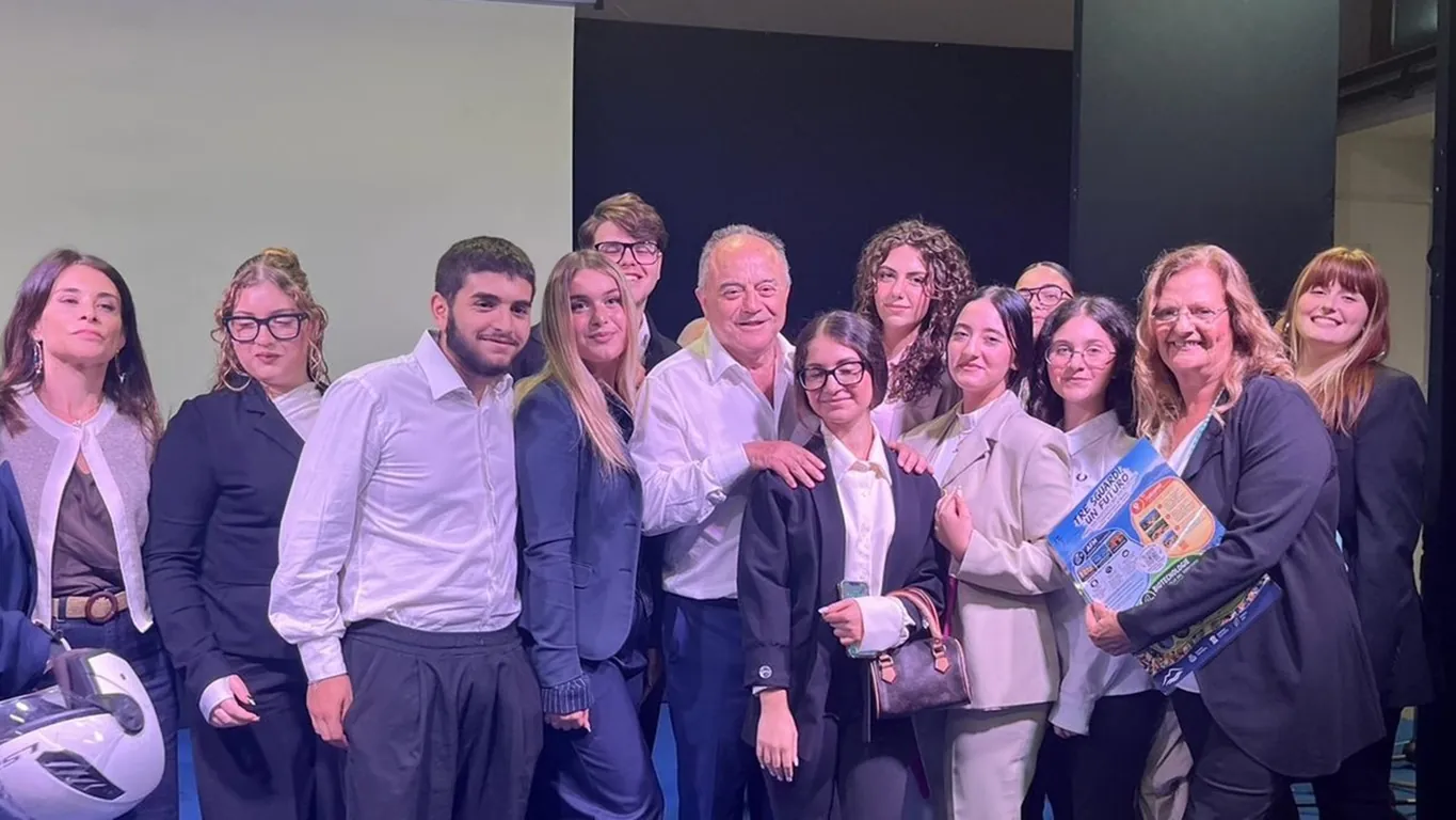 Torre Annunziata, Nicola Gratteri incontra gli studenti del Marconi: una lezione di legalità