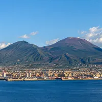 Torre del Greco, un viaggio nella storia del Vesuvio: l'iniziativa allo Sport Club Oplonti