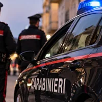 Ercolano, anni di violenze in famiglia: due figlie denunciano il padre, arrestato 42enne