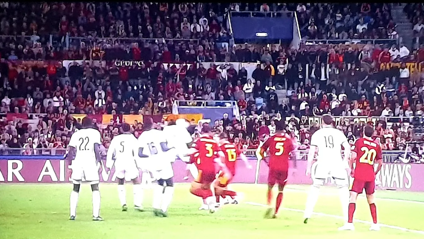 Champions League, Roma beffata dal Real Madrid: all'Olimpico finisce 3-4