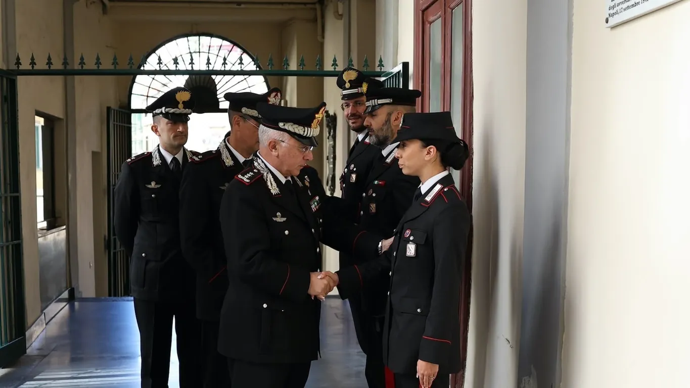 Napoli: il Generale Rosario Castello in visita al comando provinciale