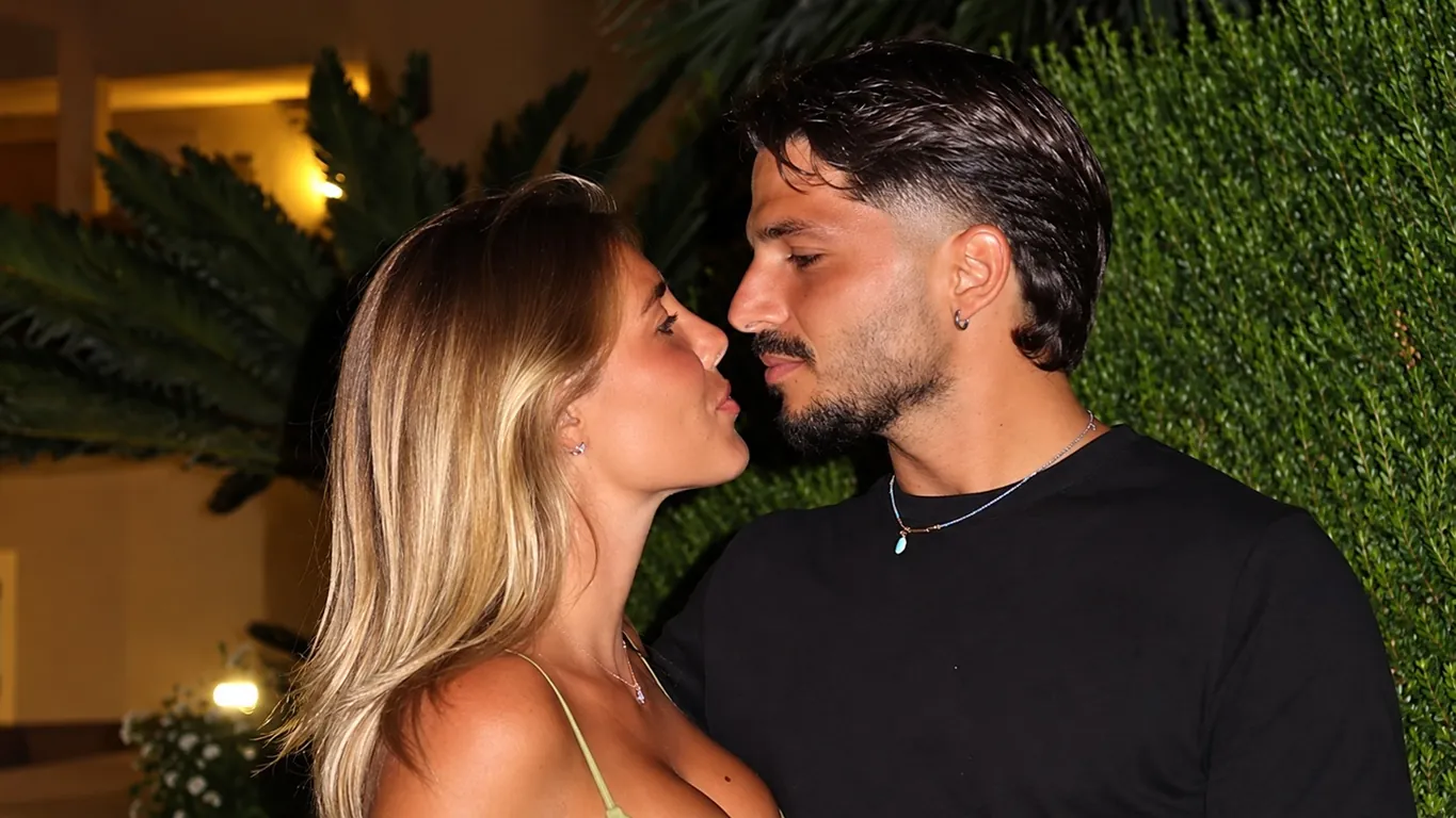 Martina De Ioannon e Gianmarco Steri, un anno d'amore: lei svela il messaggio da cui tutto è iniziato