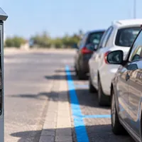 Torre del Greco, strisce blu: dal 16 ottobre parcheggi a pagamento in altre cinque strade