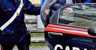 Pompei, perseguita e aggredisce l'ex compagna e la madre: arrestato e portato in carcere