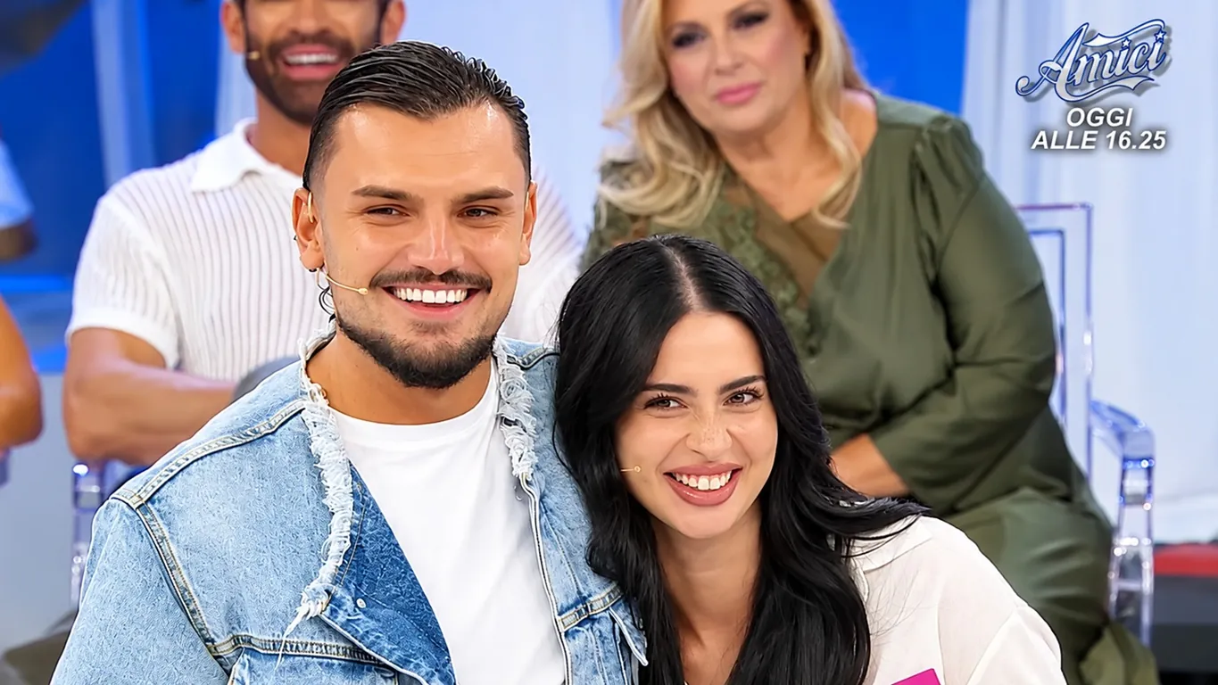 Uomini e Donne, Giovanni e Daniela: dopo la prima esterna spunta una segnalazione sulla corteggiatrice