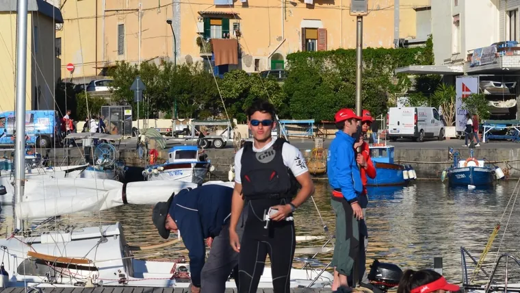 Torre del Greco,Tullio Formisano campione italiano Team Race Open RS 21 in Sardegna