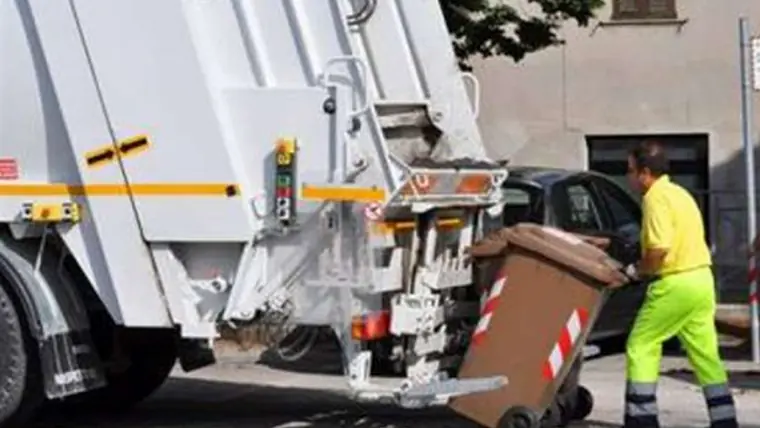 Torre Annunziata, protesta degli autotrasportatori: possibili disagi nella raccolta dei rifiuti