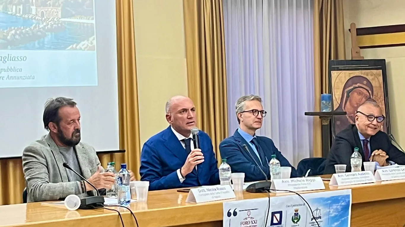 Torre Annunziata, oltre lo scioglimento: sotto accusa la burocrazia e le debolezze della politica