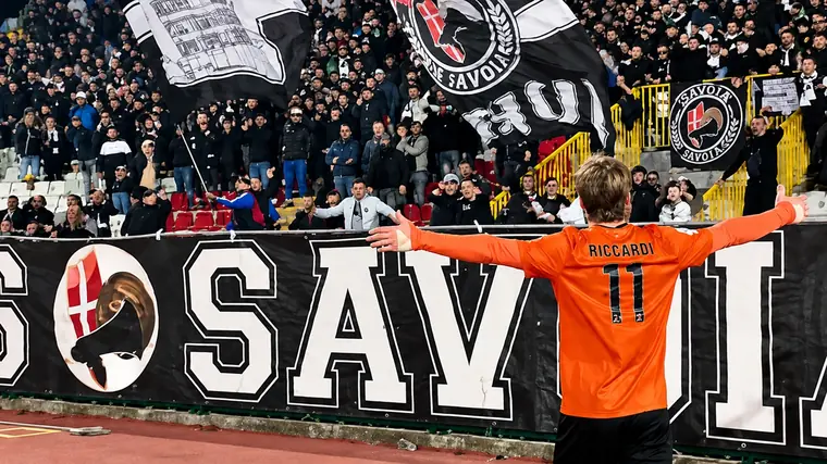 Savoia, notte di Coppa al Giraud: Sorrento battuto 2-0, i bianchi volano ai quarti