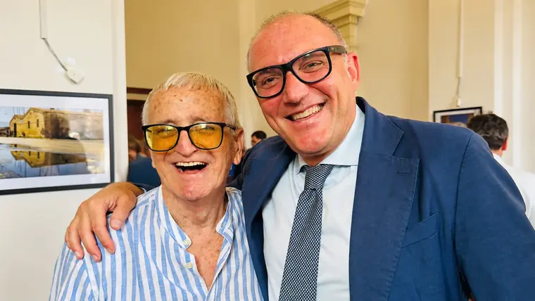Torre Annunziata, chieste le Chiavi della Città per Lucio Zurlo: «Una vita dedicata ai giovani e alla legalità»