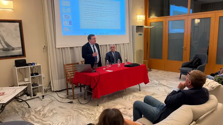 Torre del Greco: successo al Circolo Nautico per l'iniziativa “Geopolitica degli Stati Orientali”