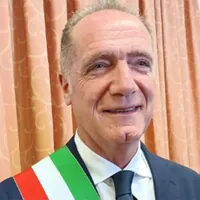 Torre del Greco, il sindaco Mennella ridistribuisce le deleghe: nuovi incarichi per Polese e Di Donna