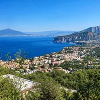 Sorrento, sequestrato uno storico edificio comunale: ipotizzato il reato di invasione di edificio pubblico