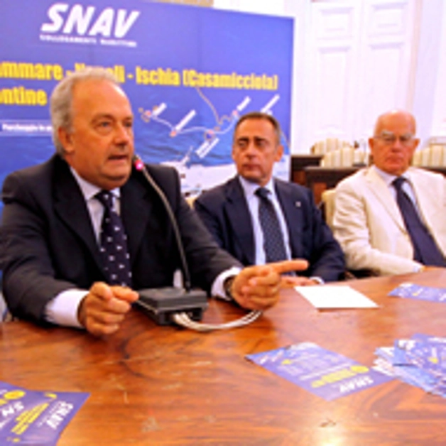 C.mare di Stabia. Collegamenti Snav verso isole pontine