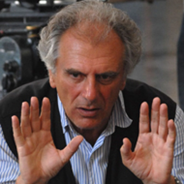 Risi, il regista di Fortapasc, riponde a Starita: «Non stimo i trasformisti»