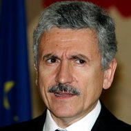 Il ministro D´Alema a Torre Annunziata