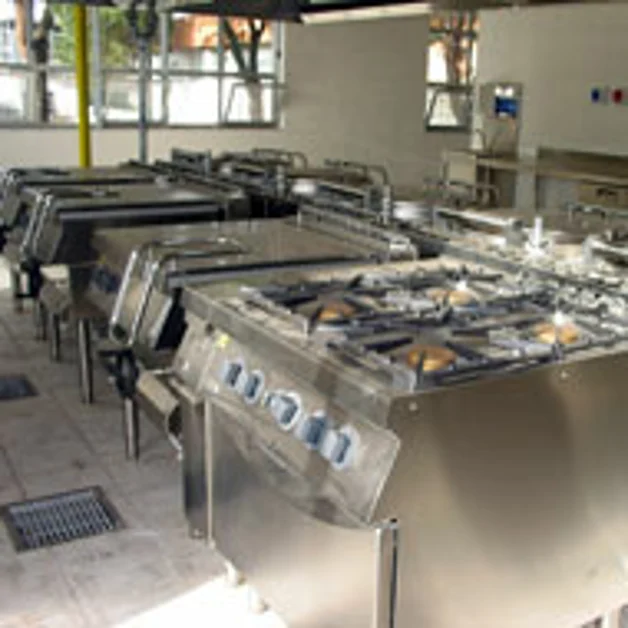 Mensa scolastica, visita della Commissione Sanità al centro di cottura