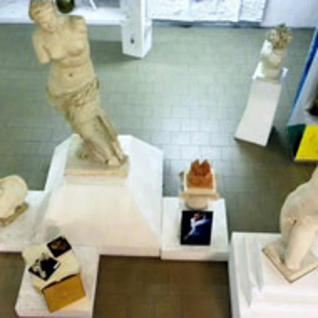 Mostra di fotografia e arte al Liceo "de Chirico"