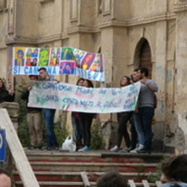 Studenti in piazza per dire «no» alla camorra. Sabato corteo da piazza Cesàro