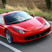 Ercolano. Raduno dei ferraristi in Villa Signorini