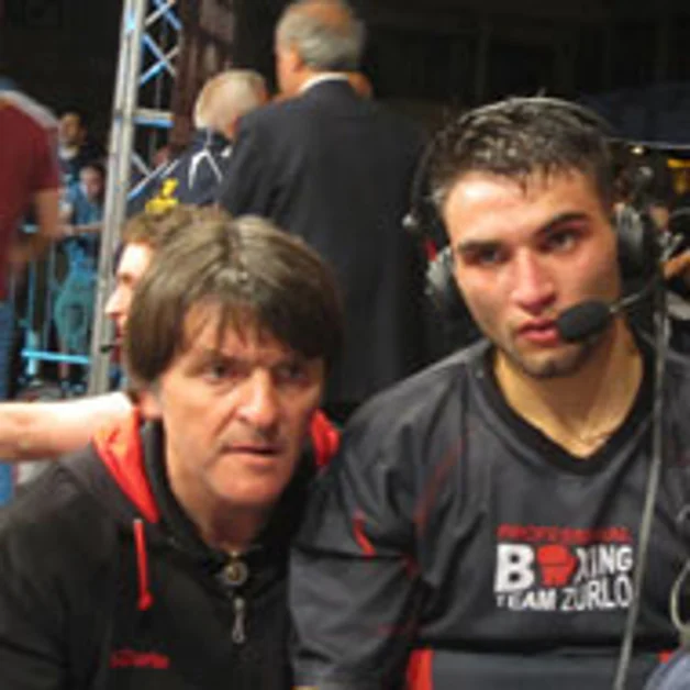 Boxe, ottimo debutto di Francesco Nespro tra i professionisti 