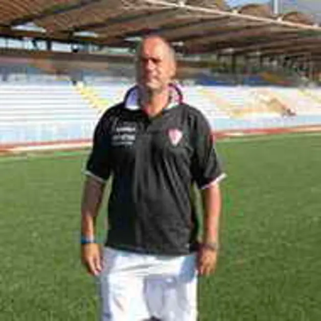 Savoia, Pasquale Vitter premiato come miglior allenatore campano