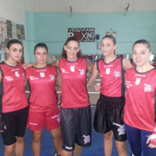 Pugilato, cinque atlete della Boxe Vesuviana ai campionati italiani