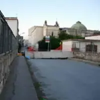 Il ponte di via Sepolcri a dicembre, voi ci credete?