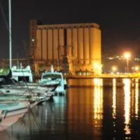 Navi di rifiuti dal porto oplontino, l´opposizione attacca: «Scelta incosciente»