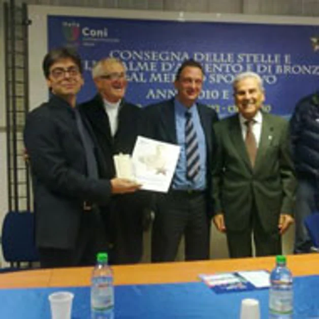 Boxe, il maestro Lucio Zurlo insignito della Stella di Bronzo al Valore Sportivo