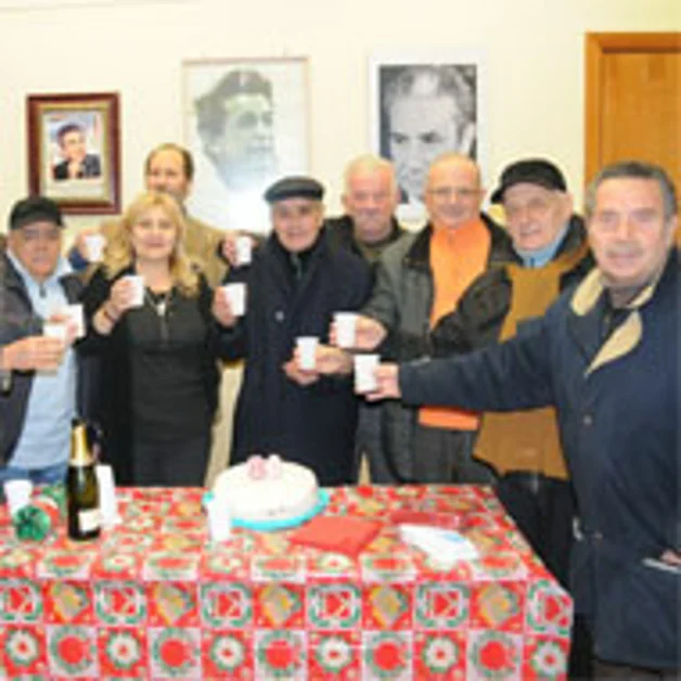 L´80esimo compleanno di Francesco Cirillo nella sede del Pd