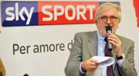 Si è spenta "l'insegna" del Politeama
