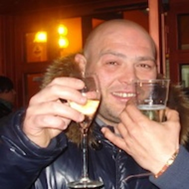 Grave incidente stradale a Torre Annunziata, muore centauro