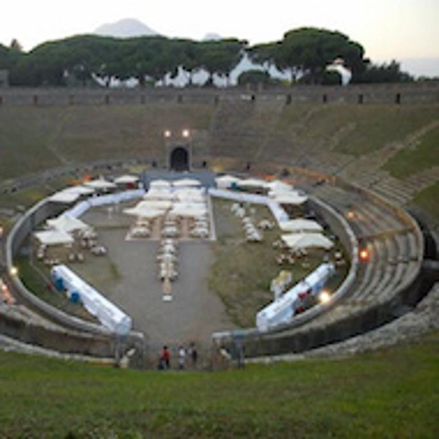 Pompei. Scavi: cene aziendali nell´Anfiteatro, è polemica