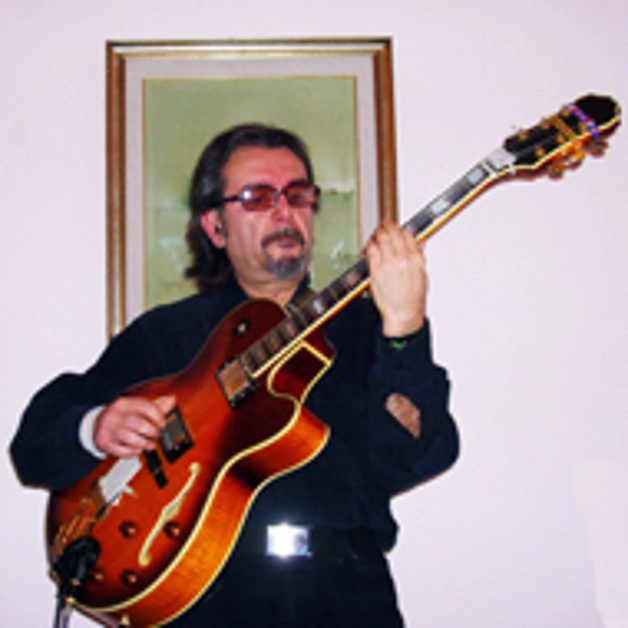 Stasera al Politeama, concerto in memoria di Nico Moretto