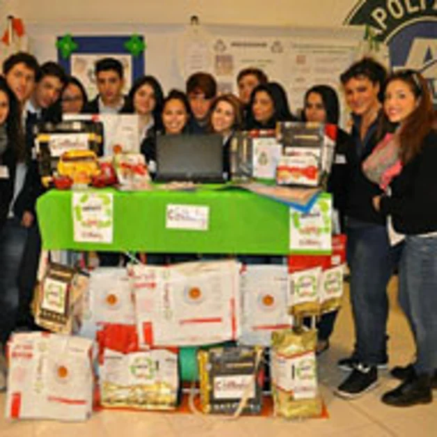 Scuola e lavoro, laboratori d´Impresa all´Auchan di via Argine